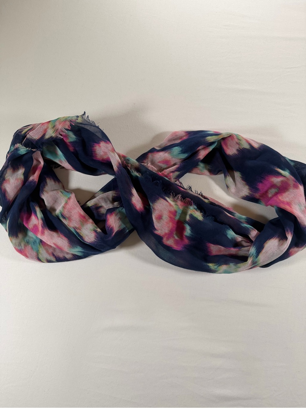 American Eagle Navy and Pink Lightweight Women's Scarf